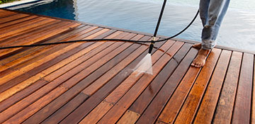 About Aptera Pressure Wash a Deck or Patio
